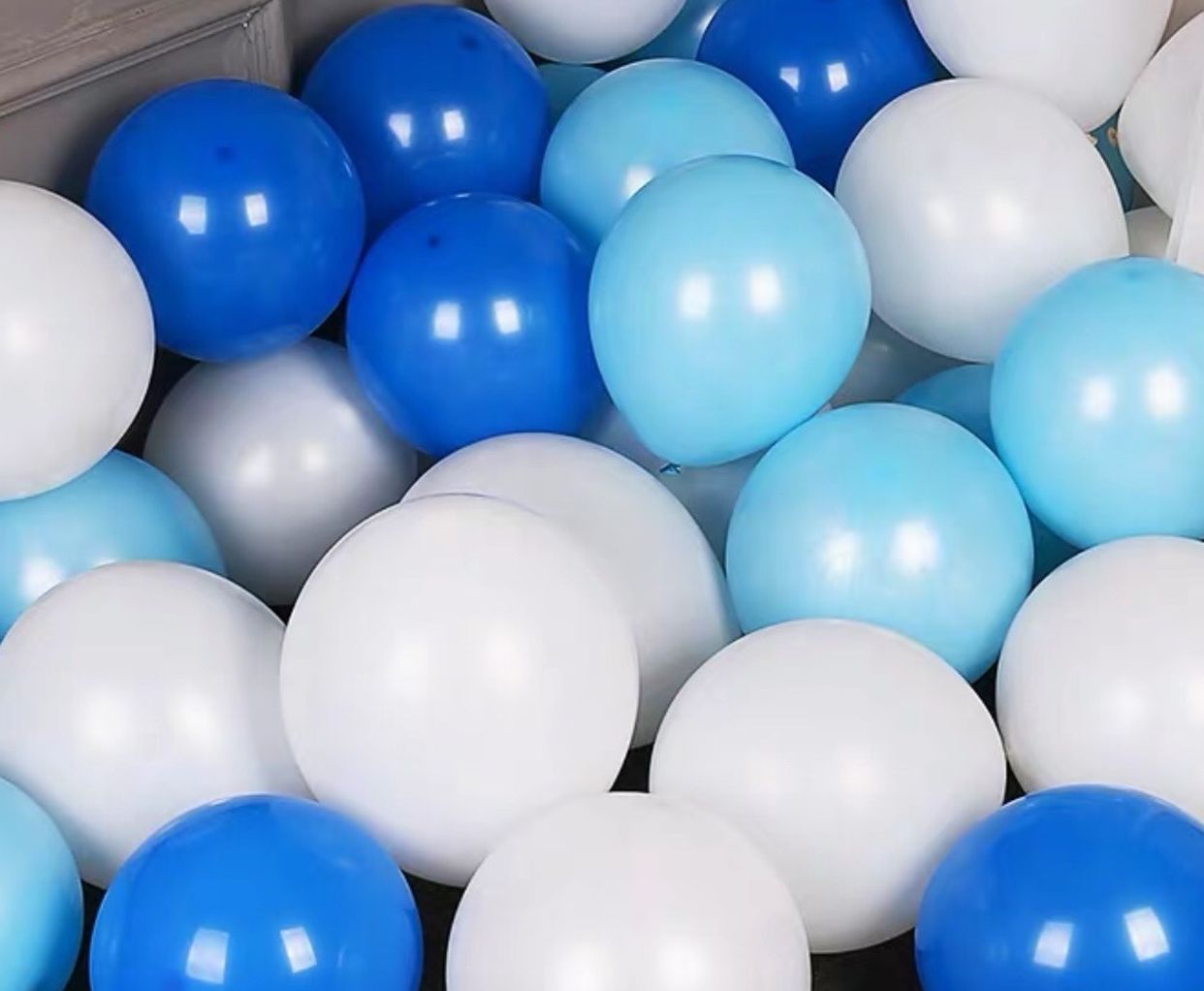100Pcs Latex Balloons Deep Blue, White And Light Blue