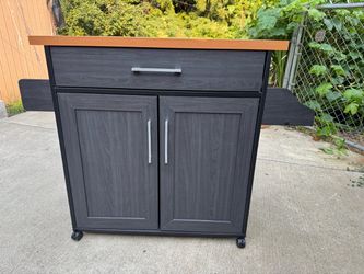 Small kitchen cart on wheels