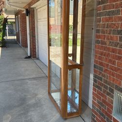Vitrine Whit Shelf’s In Great Shape 