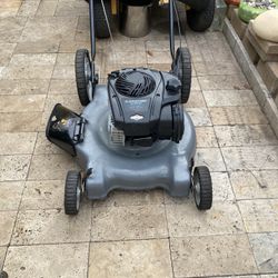 Lightweight Lawnmower 