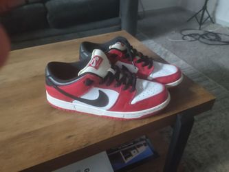 Hard to find Nike SB Chicago's