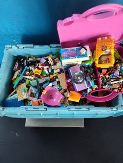 $200 firm, Yes, It's Available, 30lb Of Authentic Lego Friends Pieces, Minifigures, And Booklets. Good Condition, $750 Retail Value