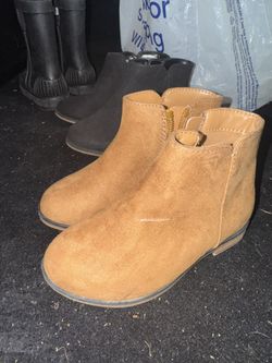 Girls Toddler Boots (Size 8C) 3 For $20