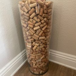 WINE CORKS 2,775 