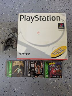Playstation 1 console CIB bundle with 3 games & 2 memory cards