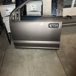 2016 2017 2018 2020 Ford F150 Front Door Left Side