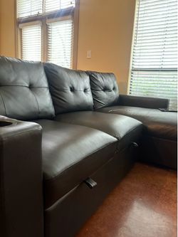 GARAGE COUCH MUST BE GONE