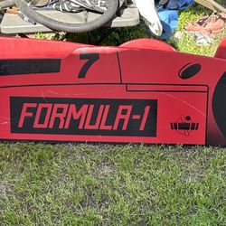Older Vintage Formula 1 F1 race car bed