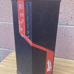 Milwaukee Speakers 🔊 Bluetooth 