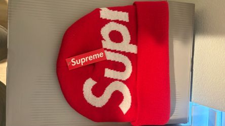 Supreme beanie brand new