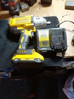 Dewalt Brushless 3 speed i impact 20vmax xr 1 battery 4ah  1 charger $180