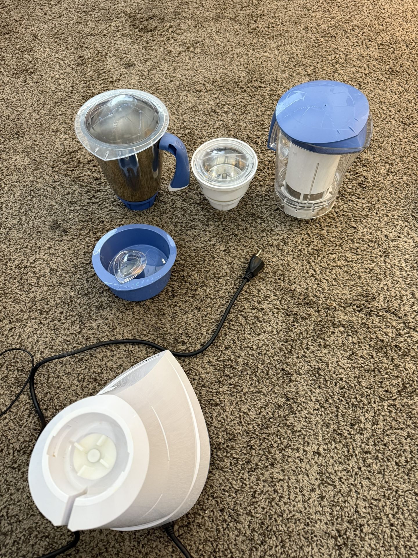 Mixer Grinder – 3 Jars + Juicer Attachment