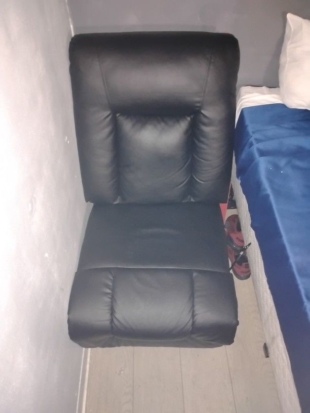 Black Leather Recliner