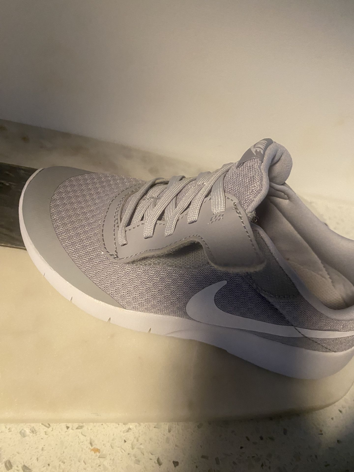NIKE Boys gym shoes Size 2Y - $29.99 - NEW