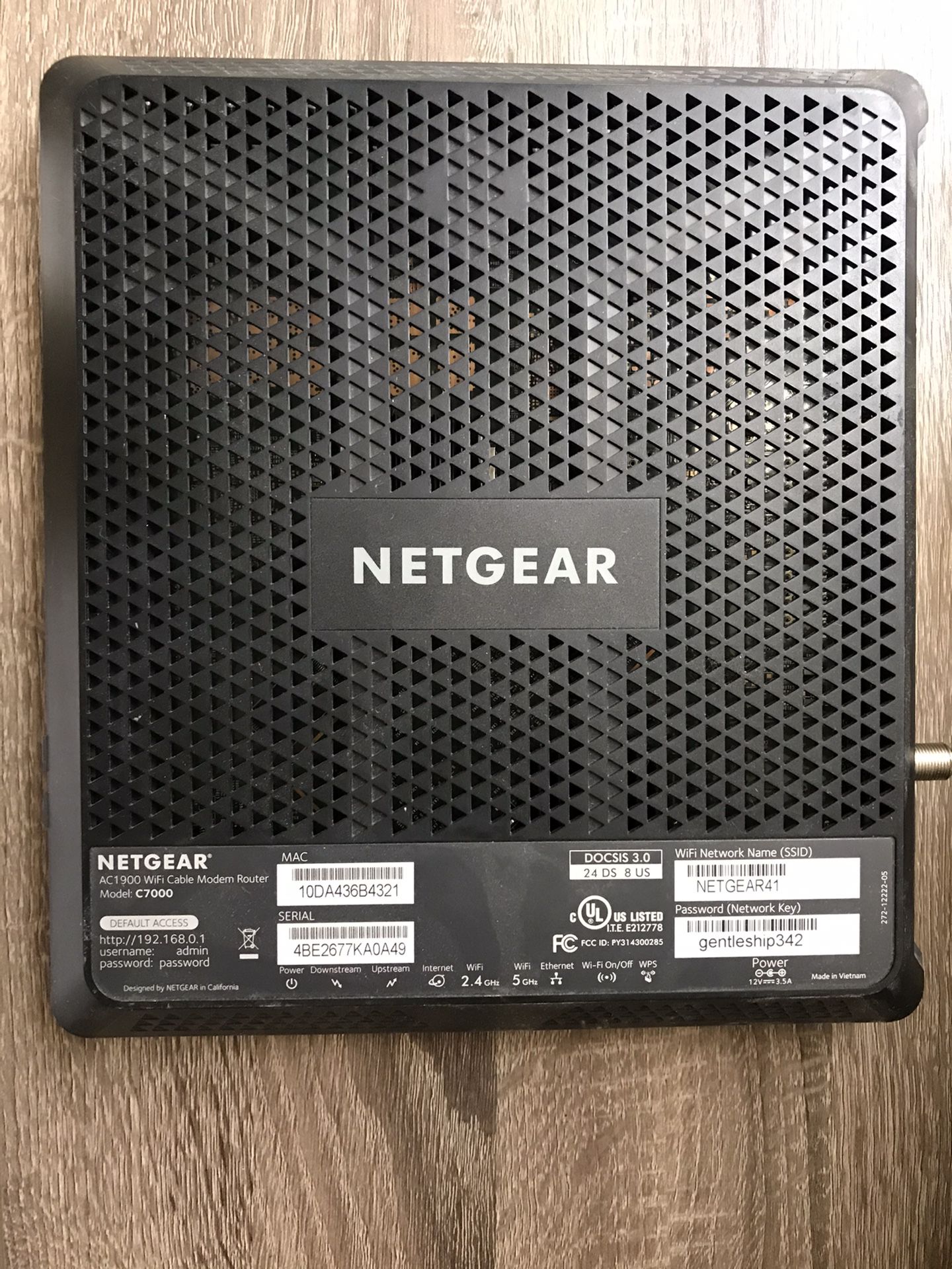 NETGEAR AC1900 WiFi Cable Modem Router