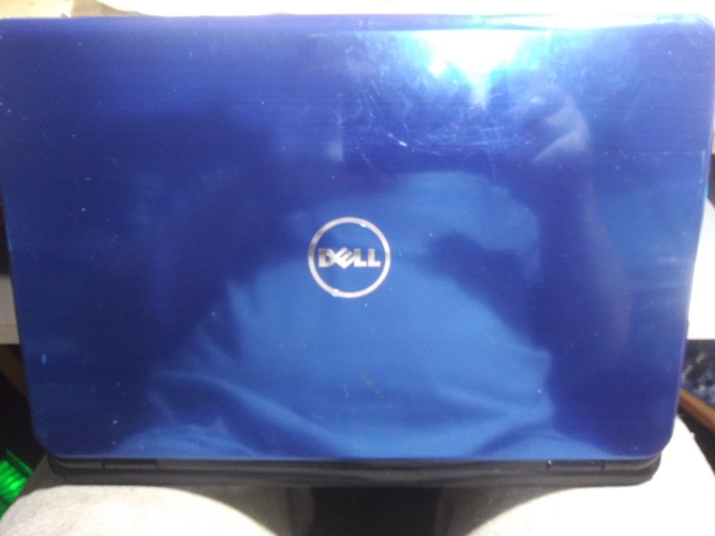 Dell Inspiron. laptop