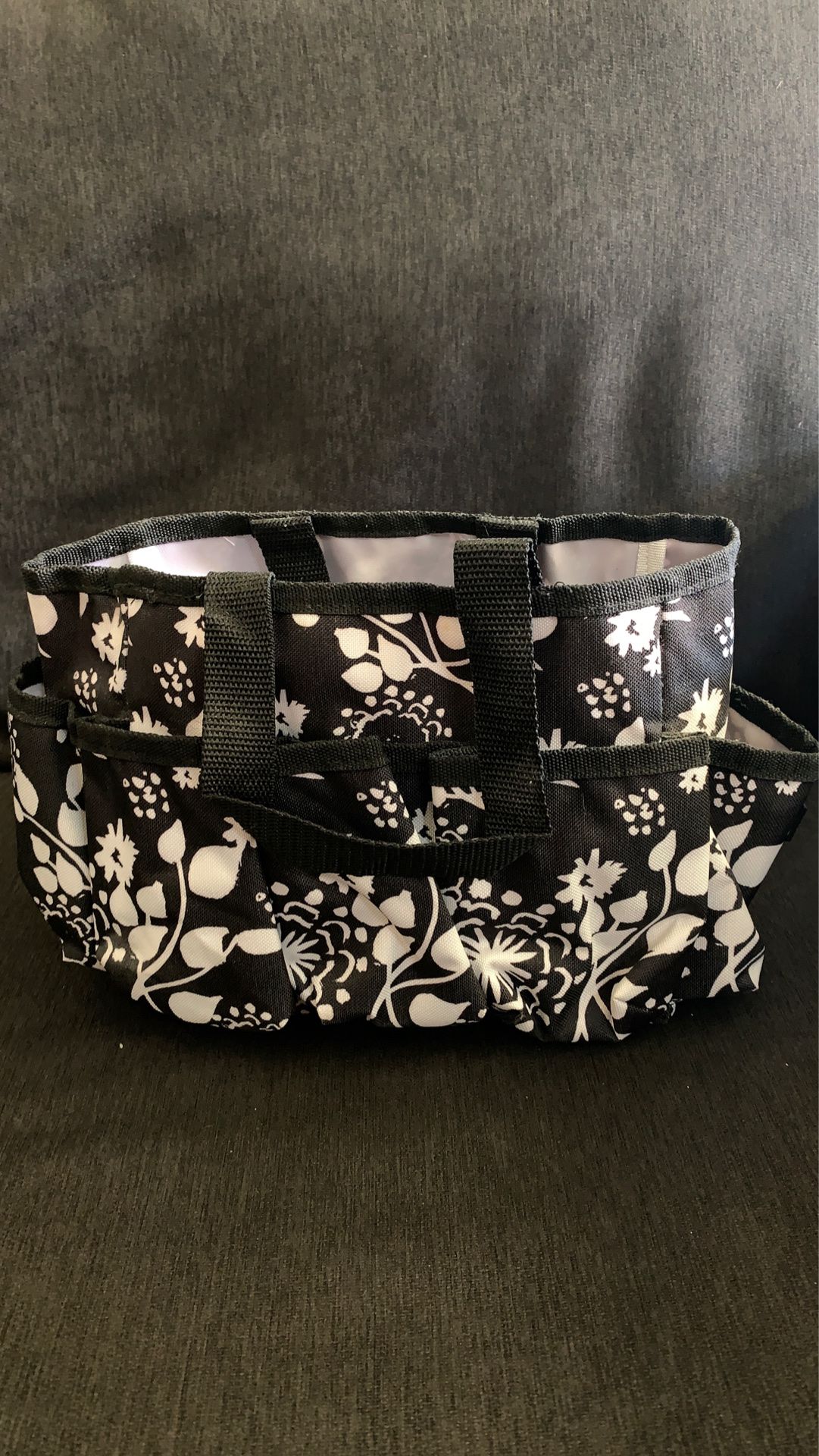 Black and white flowers thirty-one tote bag organizer