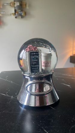 Coffee table snow globe
