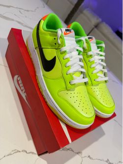 Nike Dunk Low Splash Volt Glow