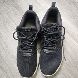 Women's Adidas Shoes 