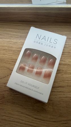 Press On Nails 24 Sizes Nude Glossy 24pcs, Nail Glue Included