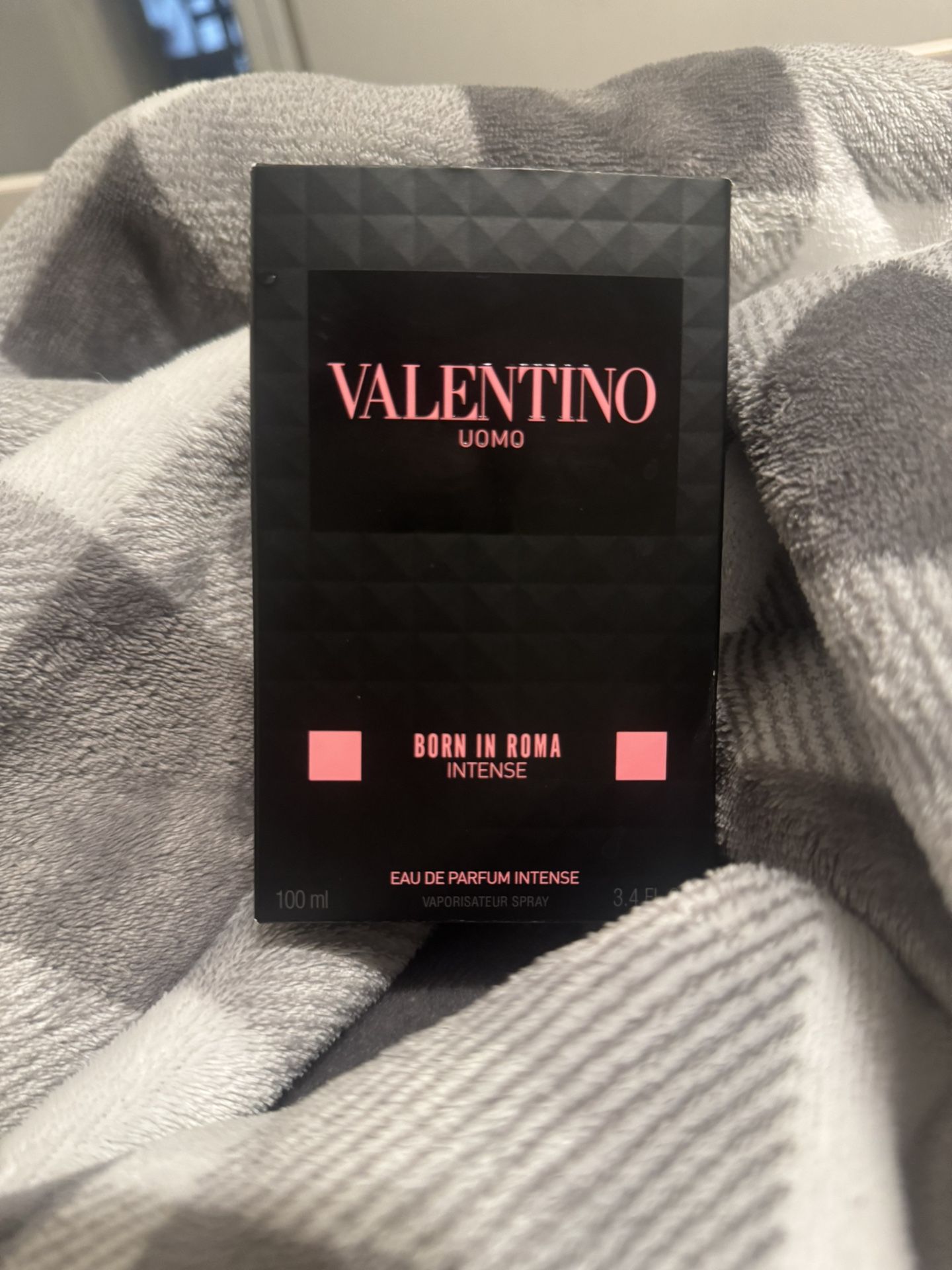 Valentino Cologne
