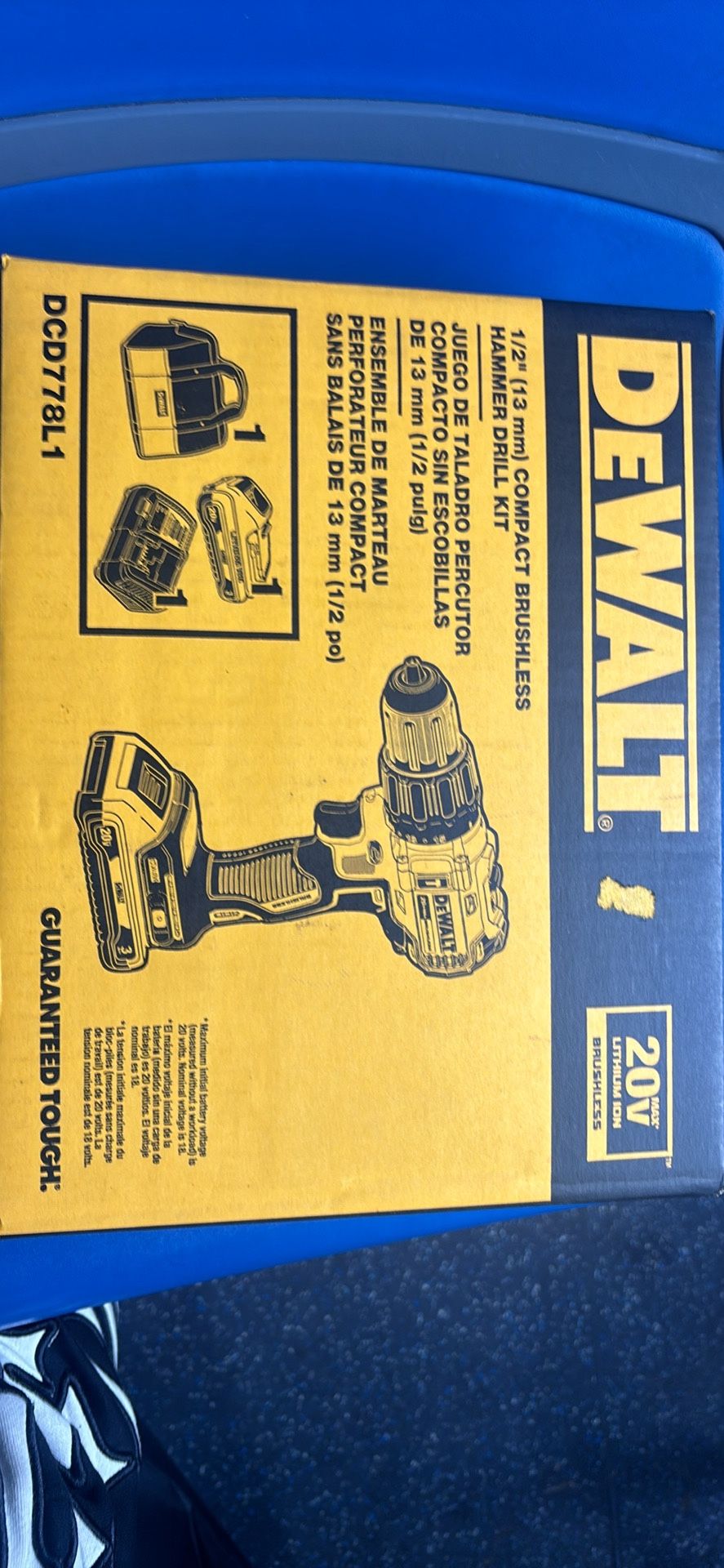 Dewalt 1/2 compact brushless hammer drill kit