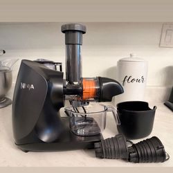 Ninja juicer cold press pro