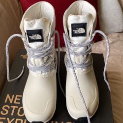 The North Face Yukiona Snow/Winter Boots