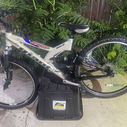Giant DS/2 WARP Mountain Bike