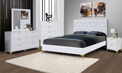 ✨ Queen Bedroom Set Deal! ✨