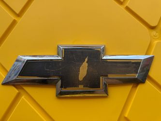 Chevy emblem