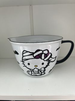 Hello Kitty Mixing Bowl