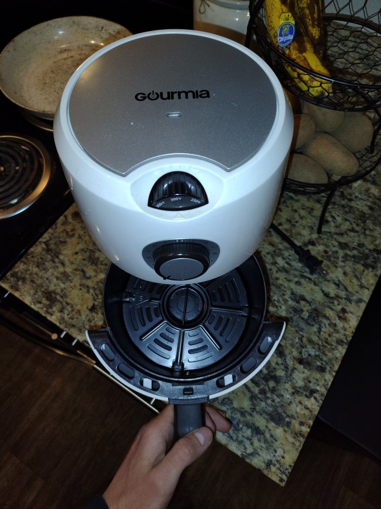 Air fryer For The Low Low Brand New