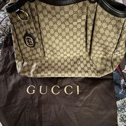 Gucci Sukey Tote