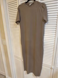 Capilla Taupe Midi T Shirt Size Small