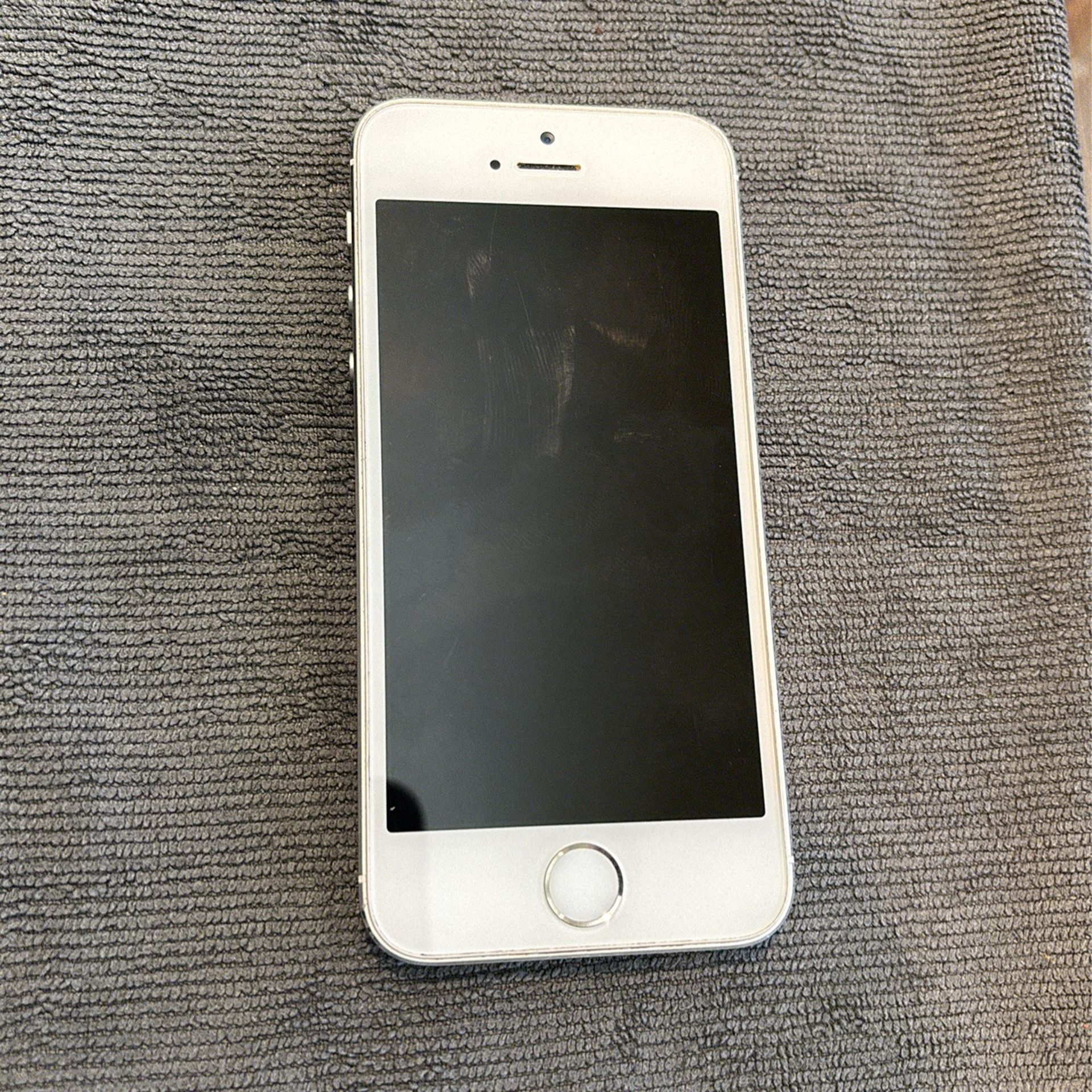 Apple iPhone 5A Model A1533 16g