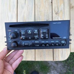 GMT 800 Stock Radio 20$ OBO 