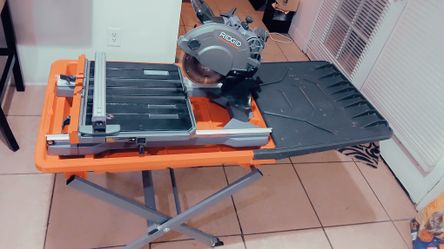 Sierra de Agua RIDGID 8" Profesional con Soporte