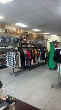 1 Dollar Clothing
