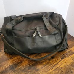 Gymshark Everyday Holdall Gym Bag Black Adjustable Strap Pockets Fitness 