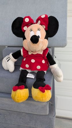 Minnie mouse plush