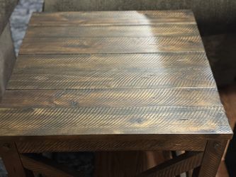 Wood Side Table-Great condition