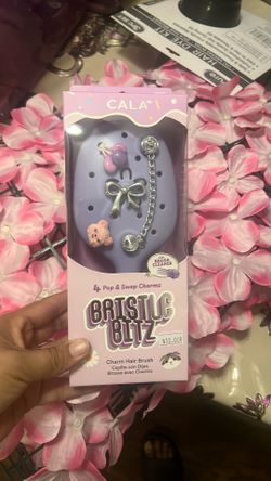Charm hair brush