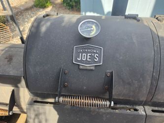 Oklahoma joes smoker / propane grill