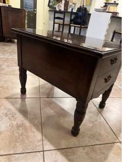 Lane End Table Solid wood