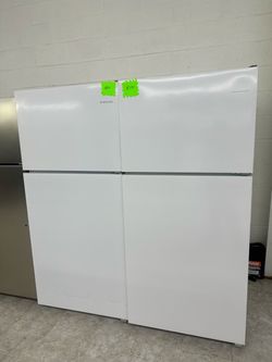 Amana Top-Freezer Refrigerator White