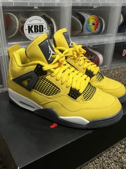Jordan 4 Lightning