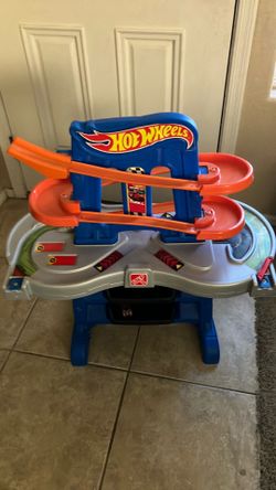 Hot wheels tower track