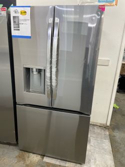 LG Refrigerator French door 3 doors in stainless steel with craft ice
